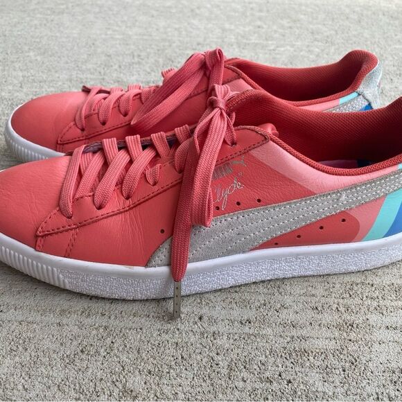 Size 8 - PUMA Pink Dolphin x Clyde Porcelain Rose - Picture 3 of 6